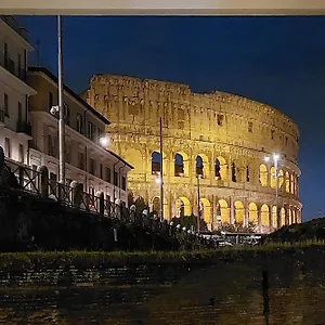 Luxury Domus 2 , Roma Italia